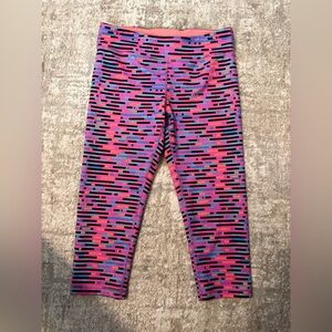 Ivivva Girls Pink Purple Blue Geometric Capris leggings size 14